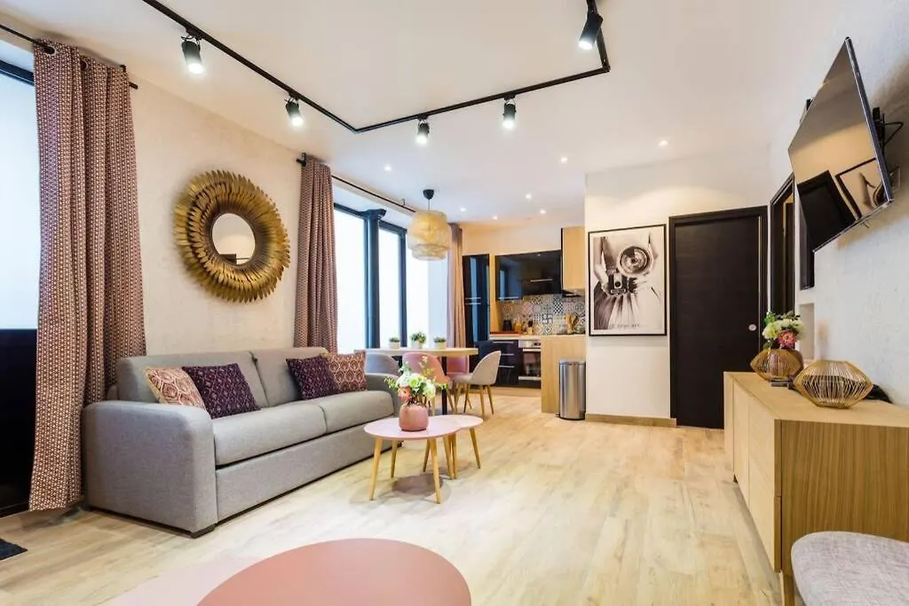 Hsh Cosy Apartment Bidassoa Gambetta Paris France